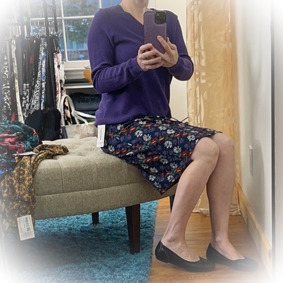 💕Beautiful NWT Lularoe Cassie pencil skirt💕 - Picture 8 of 9